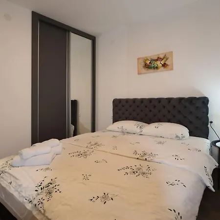 شقة Lux Rose Avenue كراغوييفاك